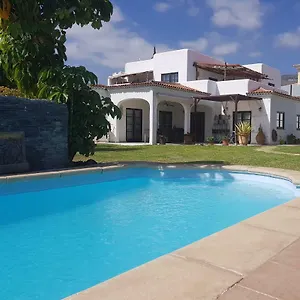 https://villa-mauresque.tenerifehoteles.net
